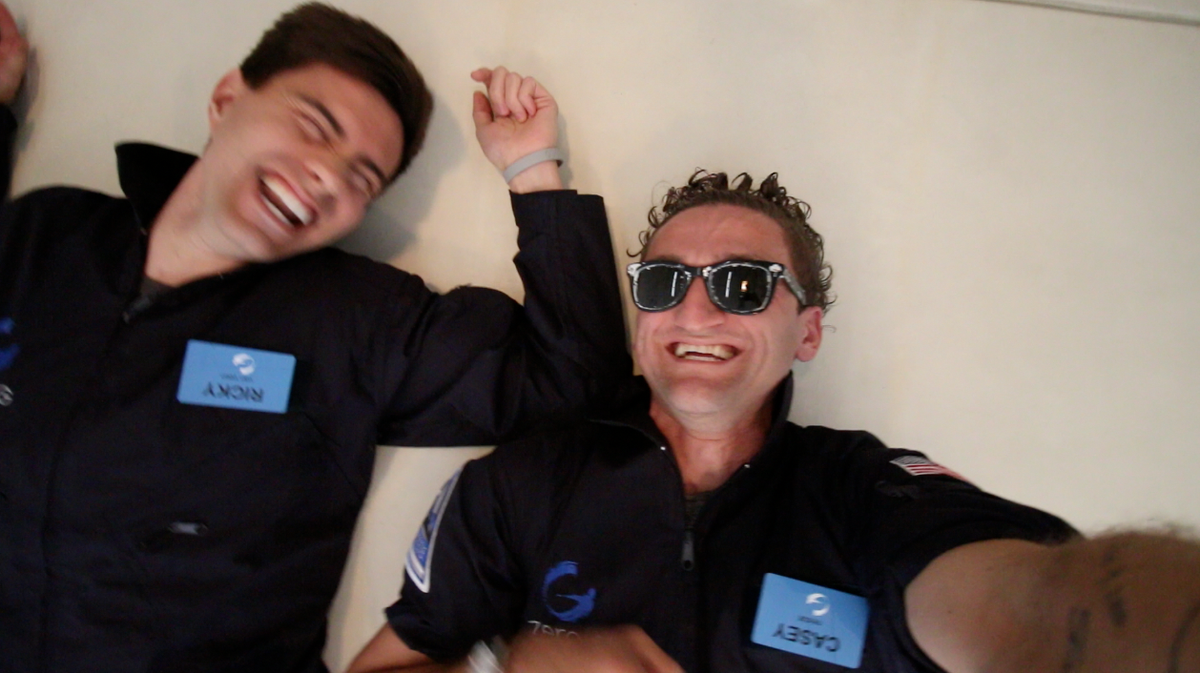 Casey's tweet photo. first vlog shot in space?  i think so  --  https://t.co/XU825blULO https://t.co/sMGsedwCcO