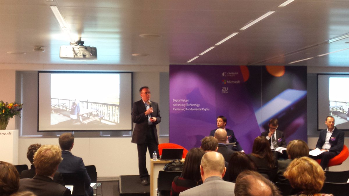 MicrosoftEU's tweet image. .@PaulMiller from @forrester presents findings of report on the socioeconomic impact of #IoT at #DigitalValues