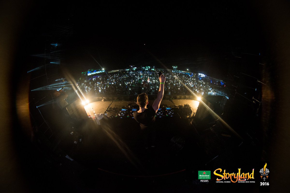 ThisIsStoryland's tweet photo. Un poco de lo que vivimos con la descarga de Mr .@dubfire en #Storyland2016  #LiveYourMusic https://t.co/Nspu4DU7Wd
