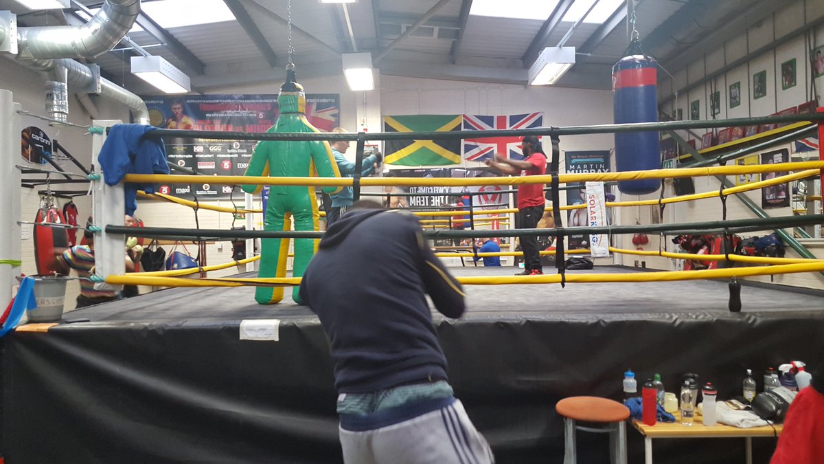 tanwayne's tweet photo. Good morning @Olivers_Boxing @MartinMurrayBox @marc_leach @DentonVassell https://t.co/OU4GfseCKA