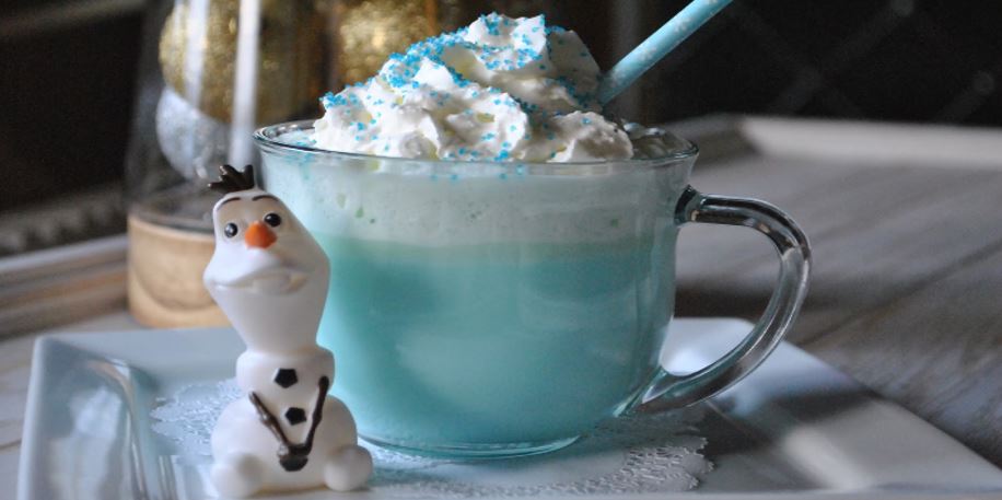 Canderel_FR's tweet photo. Ca vous dit d'épater vos enfants ? Réalisez ce #chocolat chaud spécial #Reine des #Neiges ! https://t.co/7nmdX5S4Rb https://t.co/ceKq6lPX83