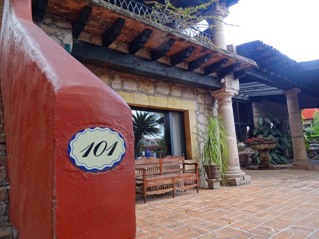 VillaMontanaMx's tweet photo. Buen día @HotelesBoutique @MeetingsMx @Morelia_Invita @MoreliaNoticias @VisitMexicoLA @visit_michoacan https://t.co/MmnYTccXda