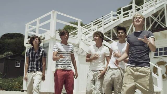 nailsbyfreya23's tweet photo. Can we please just rewind and go back to 2011 

#WMYBWEEK https://t.co/aERjyNvywC