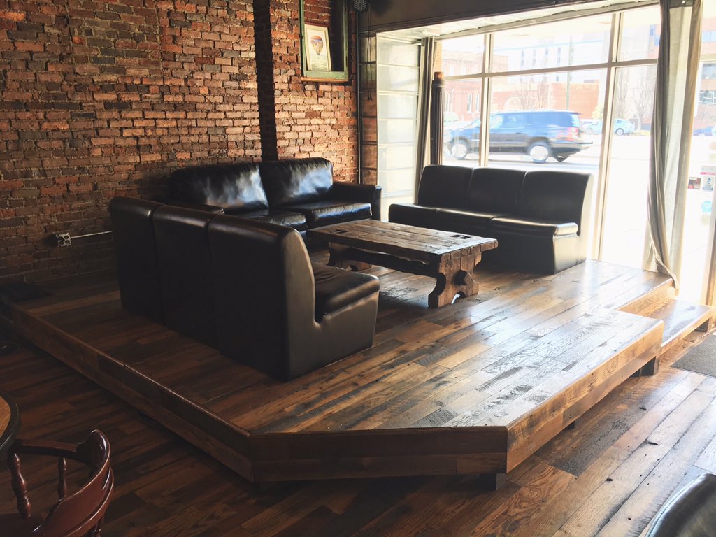 HortonEvents's tweet photo. Our stage can range from seating to full band setups!

Contact Alexa at alexa@hortongroup.com to book your event! https://t.co/MSn5QDo22g