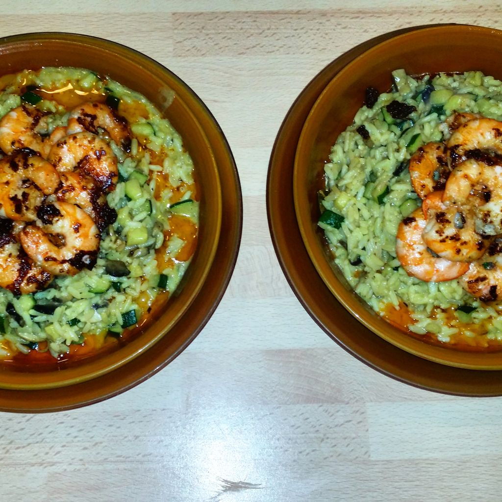 PialotDp's tweet photo. Risotto vert &amp; crevettes 
#cevennes #cuisine https://t.co/HaL1p7dJRf