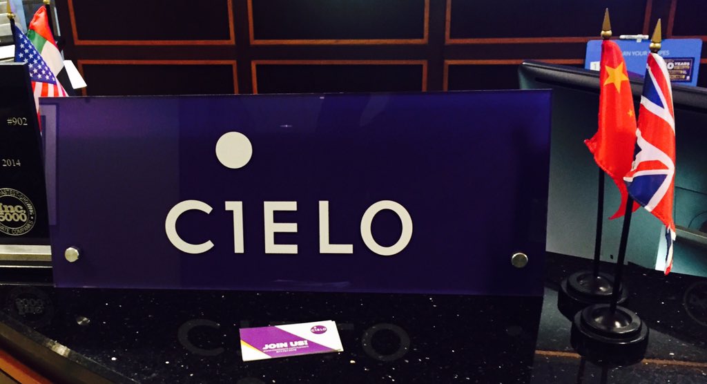 Thank you <a href="/CieloTalent/">Cielo</a> and <a href="/adamgodson/">Adam Godson</a> for a great <a href="/yello_co/">Yello</a> client visit today! #customersuccess #HRTech