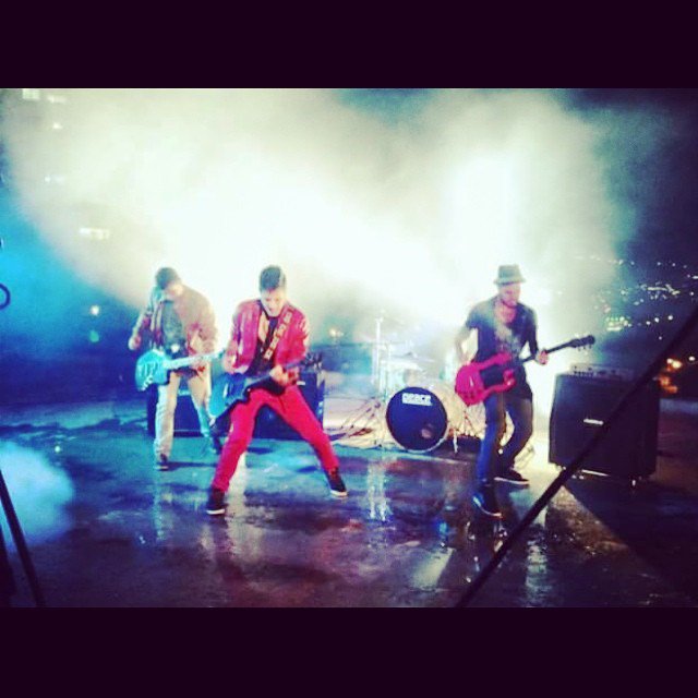 BitacoraBanda's tweet photo. Parte de lo que será nuestro video del tema Todo por ti #RockeaConBitacora #SomosBitacora https://t.co/OhbuClP77a