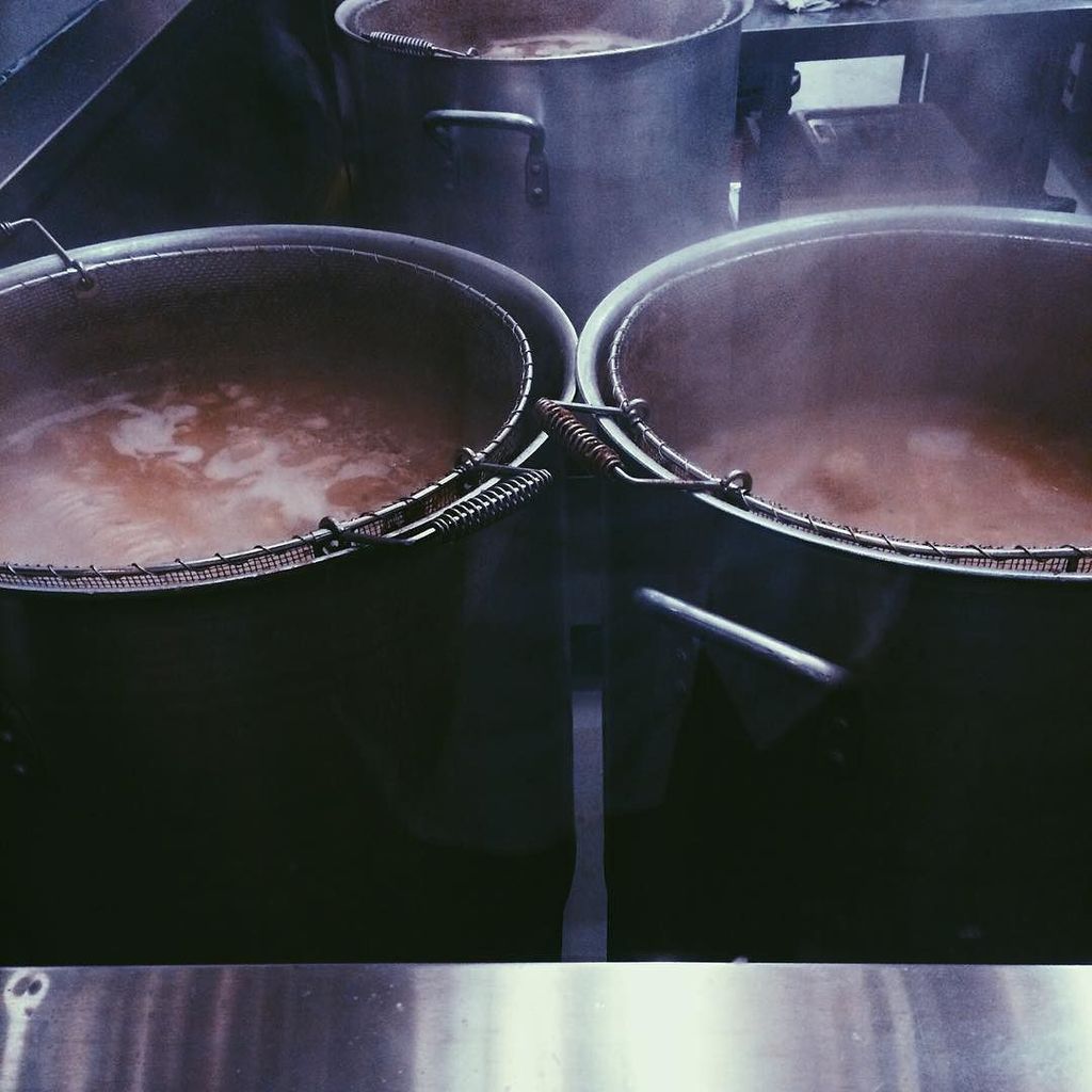 anthony_stimola's tweet photo. Ramen.
__
#SF #sanfran #sanfrancisco #sfbayarea #foodporn #instafood #foodies #observatio… https://t.co/G1Wzl9vpv1 https://t.co/P3Y9DeF72m