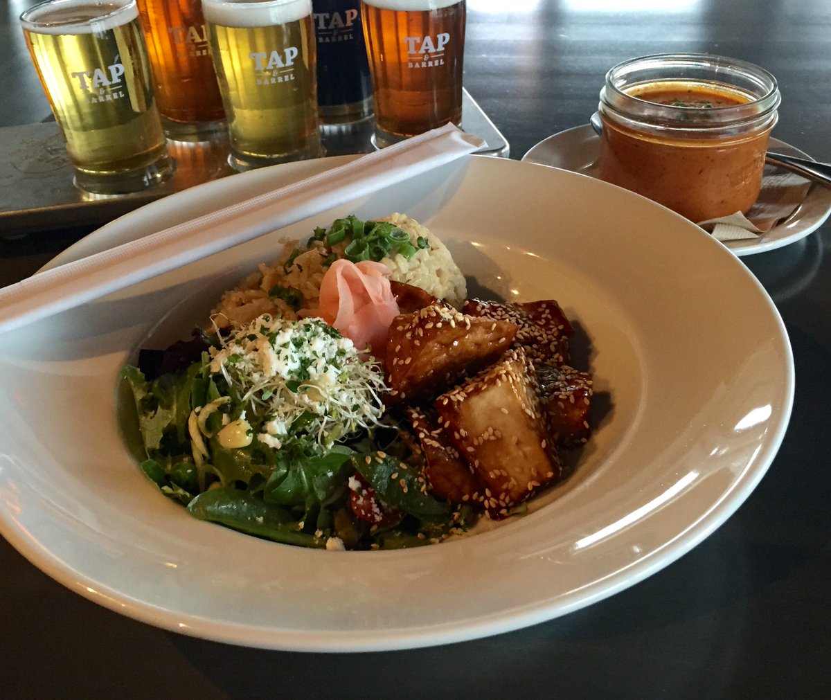 TAPconvention's tweet photo. Cheer yourself up this #BlueMonday with a $20 3-course #DOVF dinner &amp; #craftbeer #TAPflight! https://t.co/xGUtZjg5DR https://t.co/cy1RAev3ya