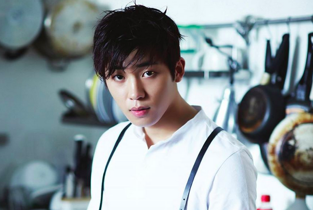 soompi's tweet photo. #TeenTop’s Changjo Talks About Self-Composed Song “Day” at Showcase https://t.co/29IIfuU7mg https://t.co/fKAj31yixw
