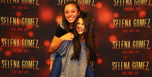meetgreetgoals's tweet photo. Meet Selena Gomez https://t.co/yOeKhuQlr9