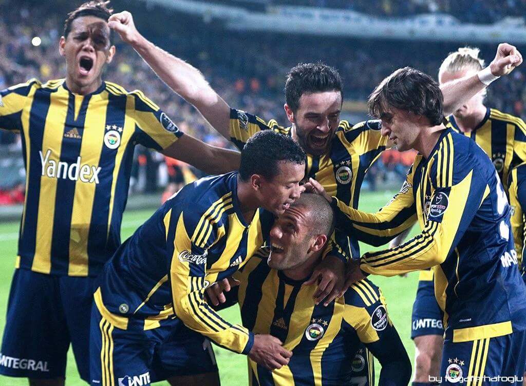 kemalistt9's tweet photo. ALLAH YAR VE YARDIMCINIZ OLSUN. BAŞARILAR FENERBAHÇEM 💛💙 https://t.co/iLiUVNtf20