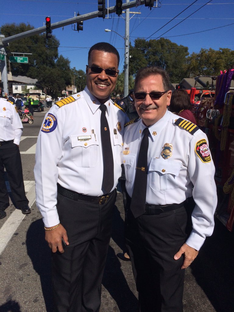 HillsFireRescue's tweet photo. Chief Dennis Jones with @TampaFireRescue Chief Tom Forward before the #MLKParade2016 #MLKDay https://t.co/m71RgntHF8