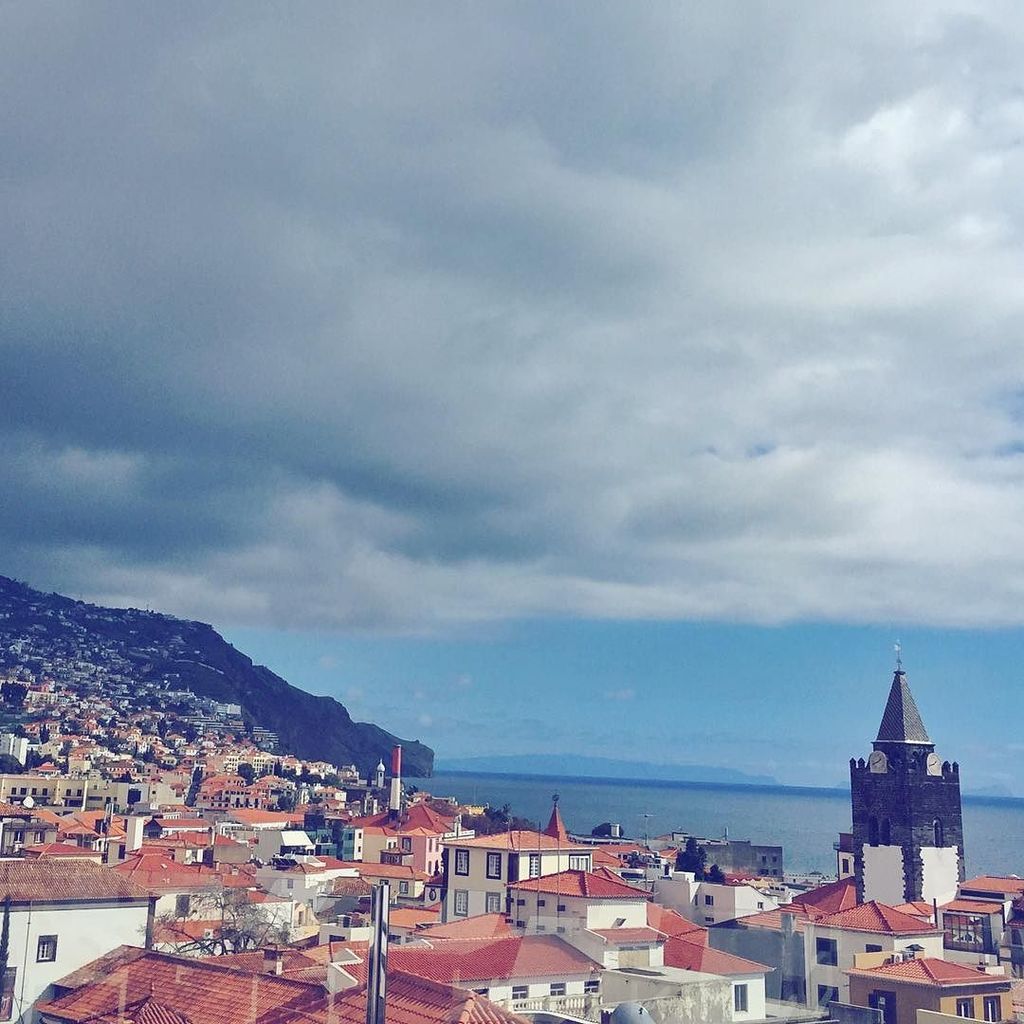 BudgetTraveller's tweet image. Clouds drifting in from the Atlantic but still a beautiful winters day here in Madeira ⛅️ ift.tt/1RPs3z7