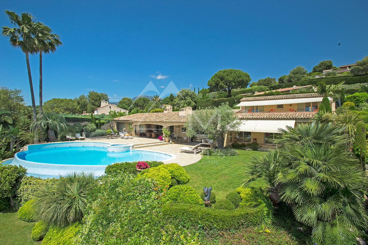 Michael_Zingraf's tweet photo. #Sale #SaintPaulDeVence #CharmingProperty #SeaViews #LandscapedPark #LuxuryRealEstate #FrenchRiviera #MZISP1106 https://t.co/KdjBI63cXr