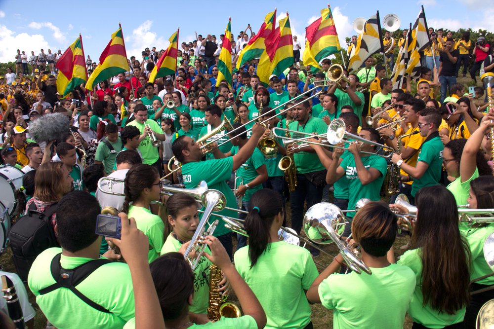 rossana_pr's tweet photo. Cerca de 700 estudiantes y maestros del @EDUCACIONPR apoyando el #PS584 de mi autoría #SalvemosLasBellasArtes. RLL https://t.co/UVPyONBXa2