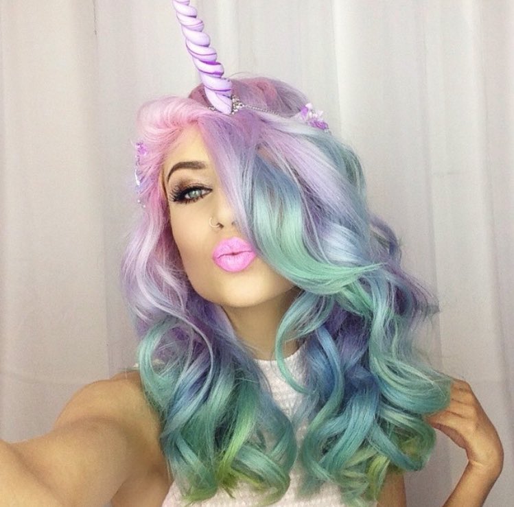 MorganJazzy's tweet photo. follow my mermaid she's so gorgeous, can't cope for the selfish she's sends me 😍🎀 https://t.co/tYksBkbcvA