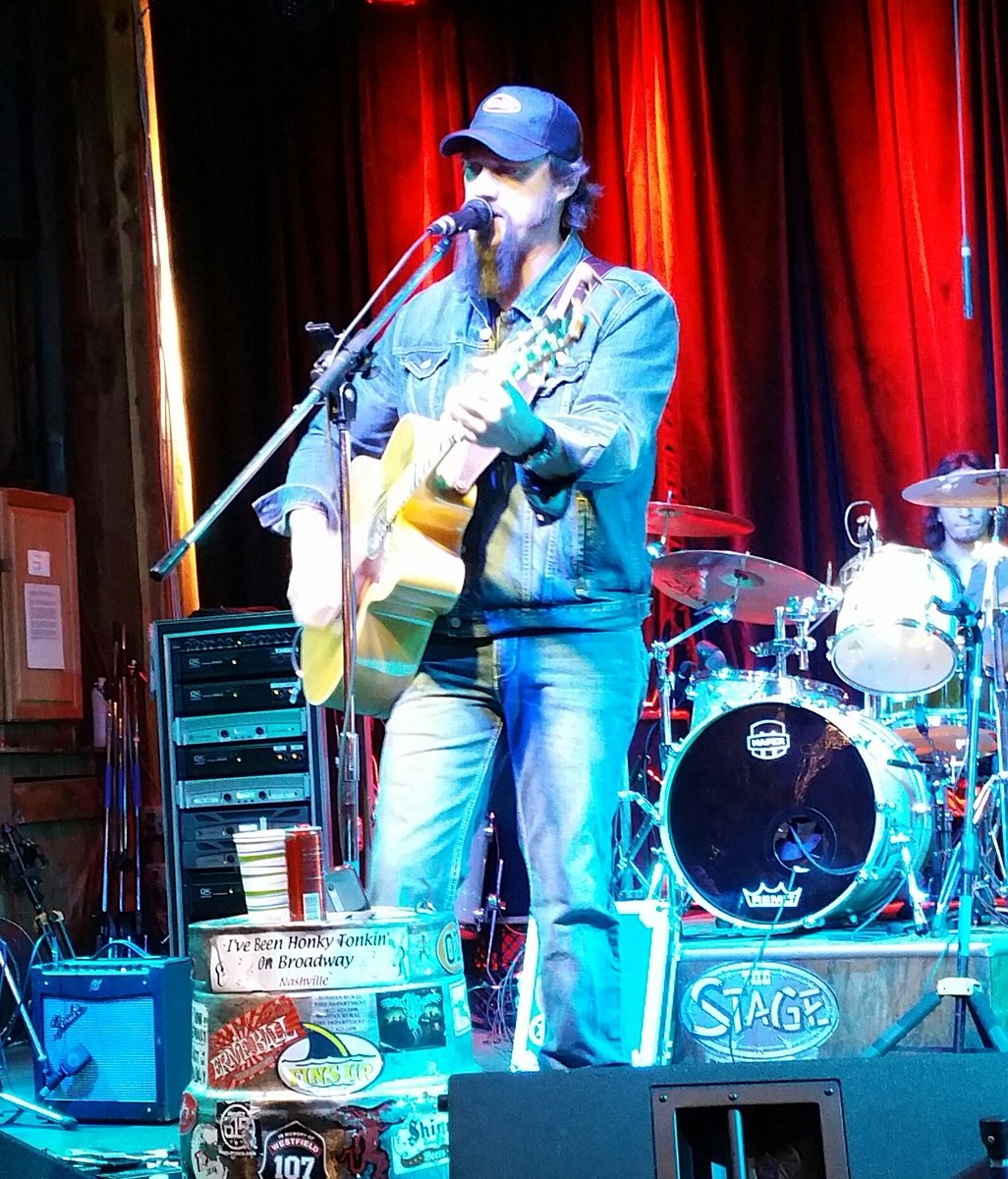 cowboytroy's tweet image. At The Stage in #Nashville watching @JRigginsMusic warm up for his set. #country