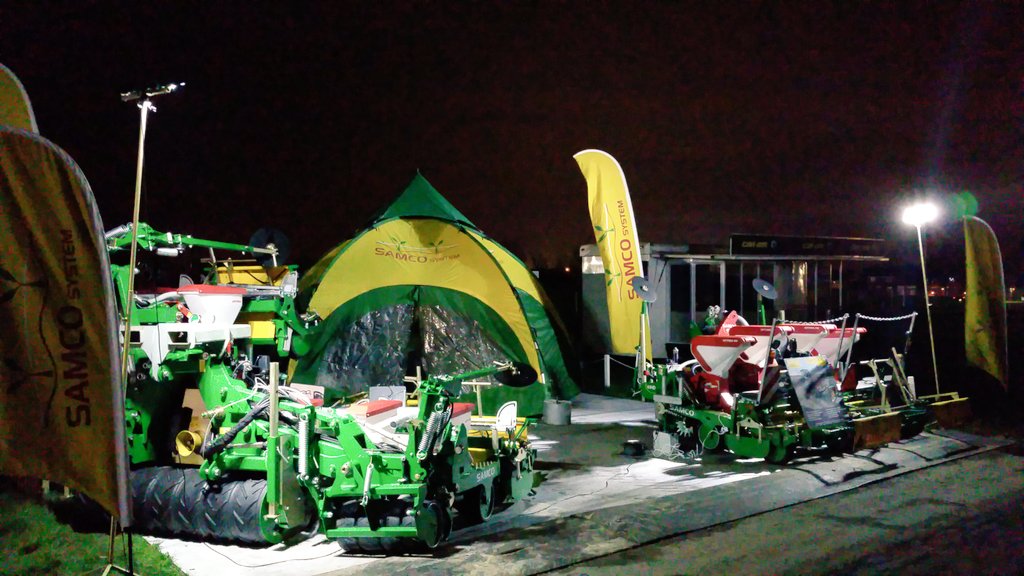 samcosystem's tweet photo. Finished for tonight, just a clean down tomorrow and we'll be ready for Wednesday morning @lammashow https://t.co/lRyMOt05yI