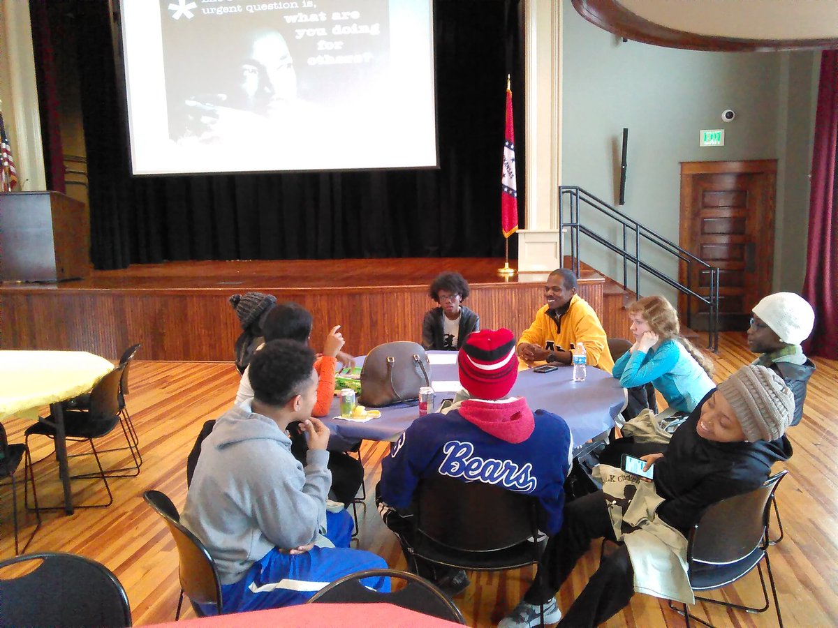 lucysky27's tweet photo. #MLKChallenge#MosaicTemplarsCenter https://t.co/BVyu6wcwVv