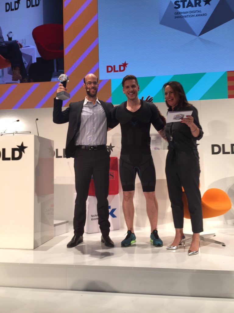 Antelope_EMS's tweet photo. #Digital #stars. The @Antelope_Club with @SusannRemke at @DLDConference. #DLDlive #DLD16 https://t.co/vz4PiCnAkb