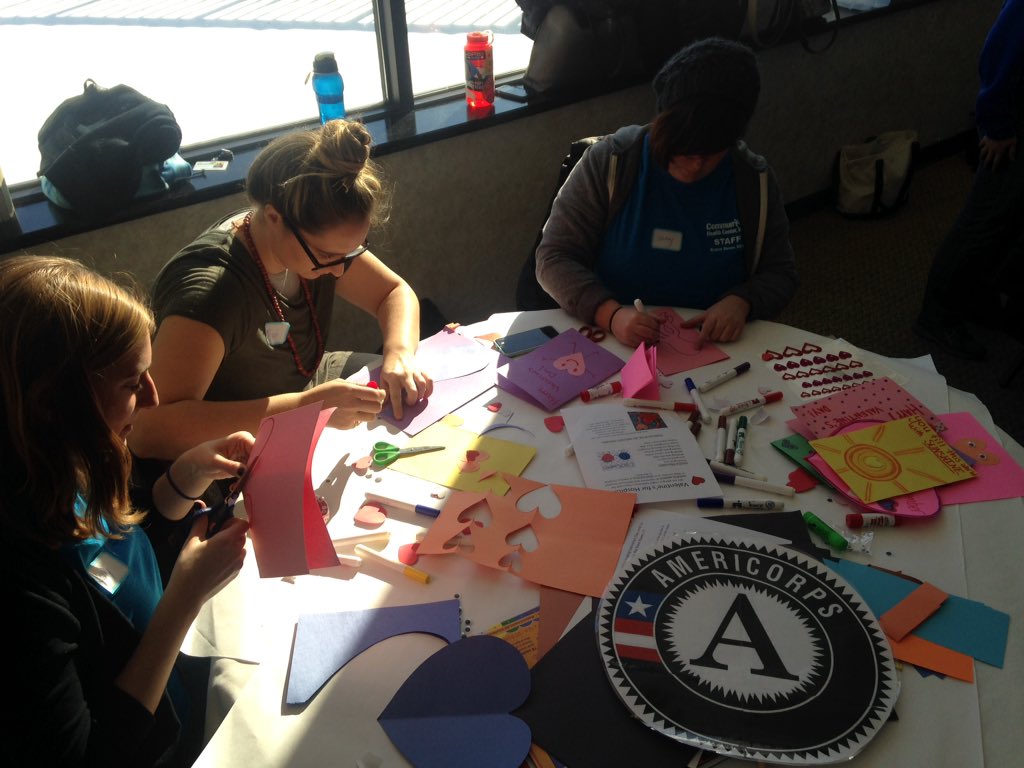 ness_sea's tweet photo. Valentine's for veterans &amp; for hospitals patients in the area #MLKDay #serveCT #gettingthingsdone https://t.co/uB5U3Y2ZE2