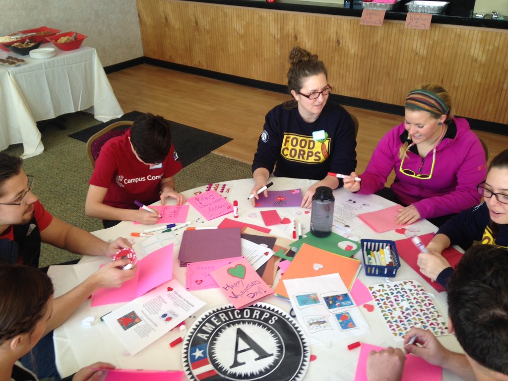 ness_sea's tweet photo. Valentine's for veterans &amp; for hospitals patients in the area #MLKDay #serveCT #gettingthingsdone https://t.co/uB5U3Y2ZE2