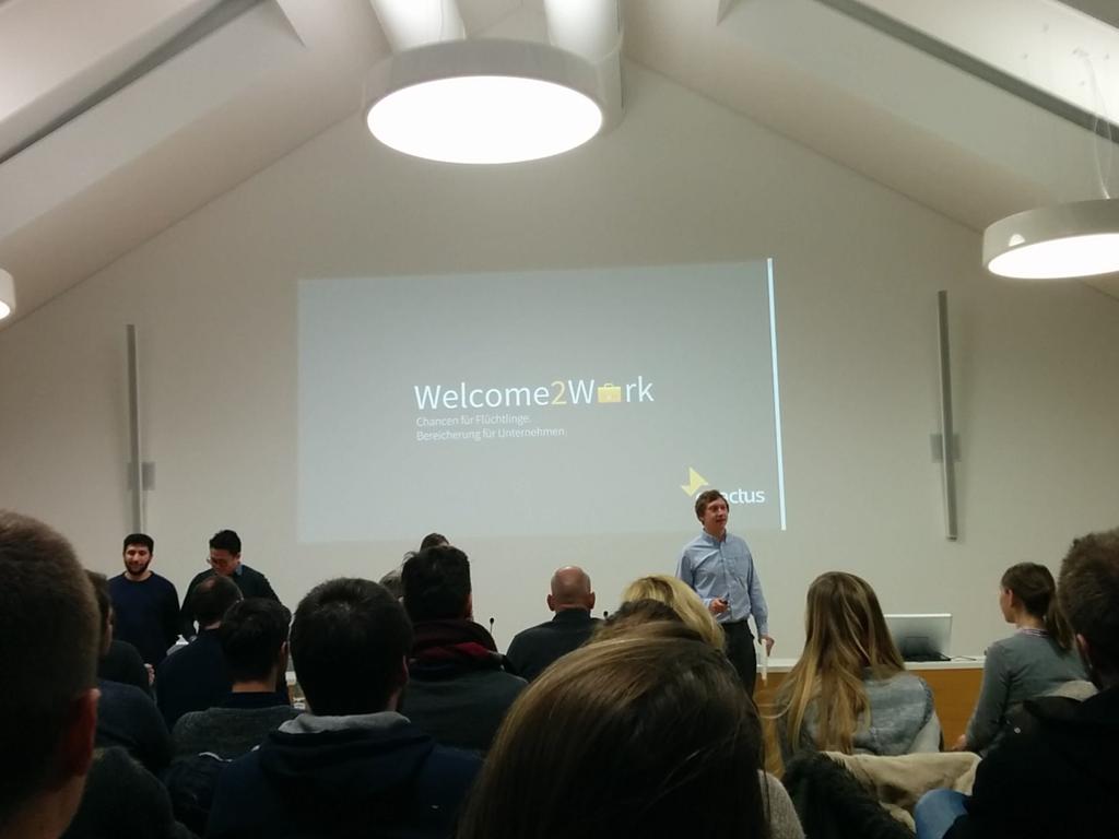 henningmus's tweet photo. Third pitch #welcome2work tackles the problem of connecting Refugees with employers. #grow https://t.co/f2M6Y997fV