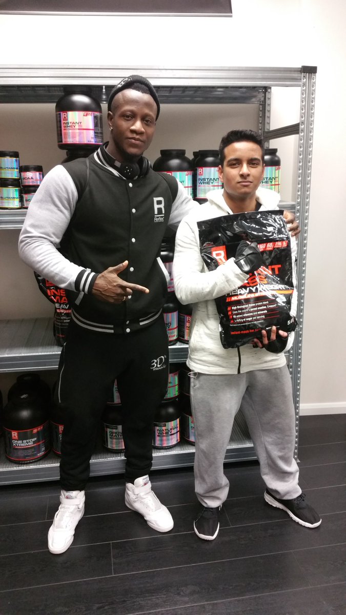 SuprememuscleE1's tweet photo. Happy customer with his quality #reflex product with @BillyroseFitnes Pop in to store to grab your Reflex products!! https://t.co/acSxhj87hU