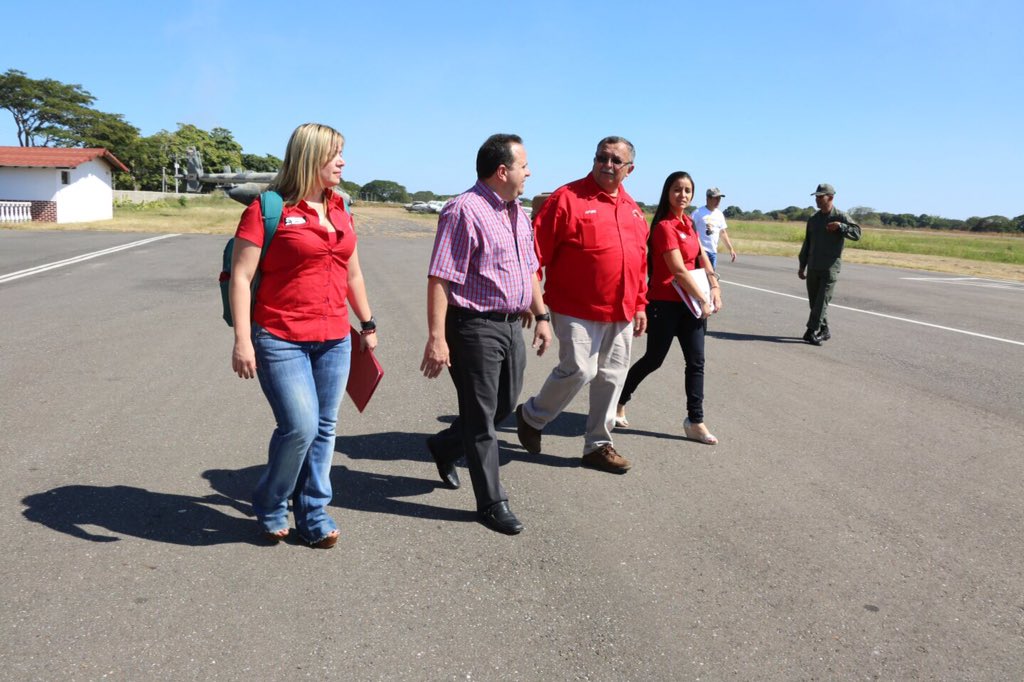 RMarcoTorres's tweet photo. Salimos de Apure rumbo a Guárico a continuar con la labor encomendada por @NicolasMaduro #SoberaníaAlimentaria https://t.co/NbVQTM1qkn