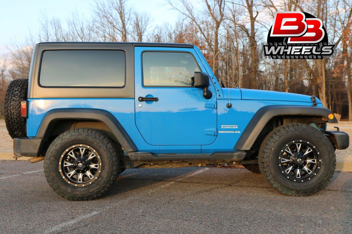 BB Wheels on Twitter "17x9 Fuel Throttle D513 wheels on a Jeep 