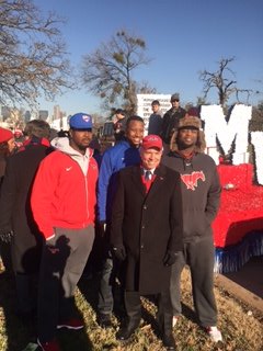 CommunitySMU's tweet photo. Big thks 2 @SMUfootball @SMUMustangs @coachchadmorris 4 joining @SMU @DallasMLK  parade #DreamWeek  #2016 #PonyUp https://t.co/niDXs1wvjo