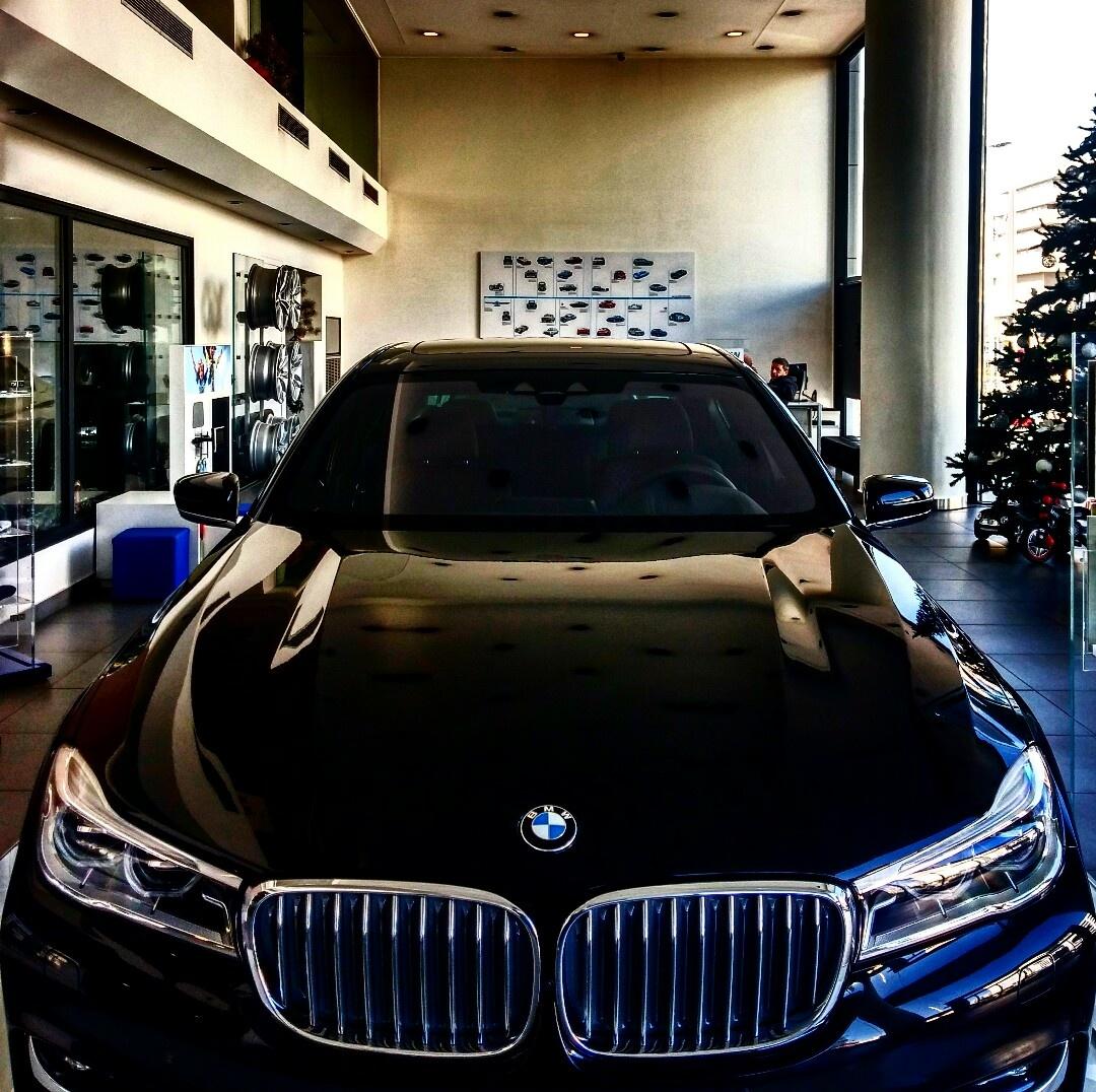 SupercarsofGR's tweet photo. #BMW #7 #Series #Sedan #2015 #limo #supercarsofgreece #supercars #hypercars ##carspotting
https://t.co/UxNmadZMMF https://t.co/SPOFullien
