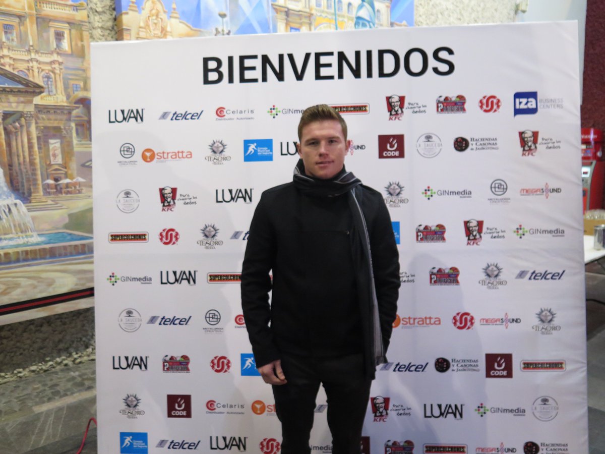 LUVANoficial's tweet photo. Entregaron el galardón "El Polideportivo" a los mejores atletas en Jalisco. Ingresa a https://t.co/jp7GERhj4P https://t.co/I39tA3klJ7
