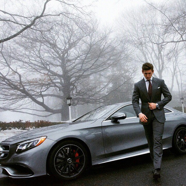 TheRexMen's tweet photo. Money might not be able to buy you happiness but I would rather cry in a Mercedes than a bus. https://t.co/ZqPPNmGCdl