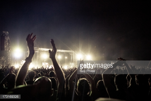 woodpile's tweet photo. Appeal for 'lost' #concert #photos via @MusicWeek @GettyImages @jukely https://t.co/eh4EjxiPYR https://t.co/21DL5vAERz