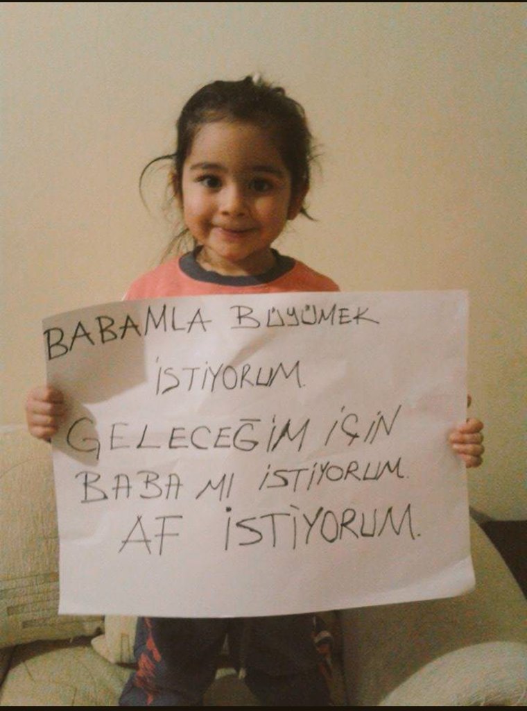 ANNESİ BABASI BORÇTAN VEYA  KAMU SUCUNDAN CEZASI ALMIŞ BU MİNİKLERE EL UZATALIM
#KaderMahkumuİçin8MilyonDilekçe