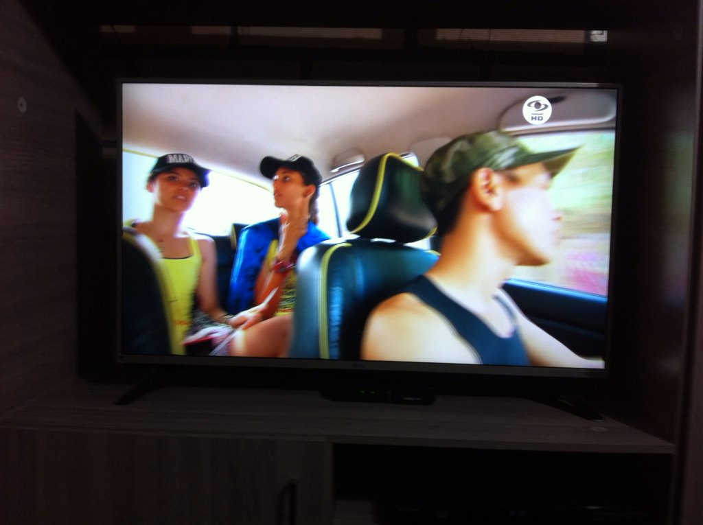 lucagel7's tweet image. #AsiaExpress #LasModelos.
Si tu «reguereichon,please limpia,¡Limpia!