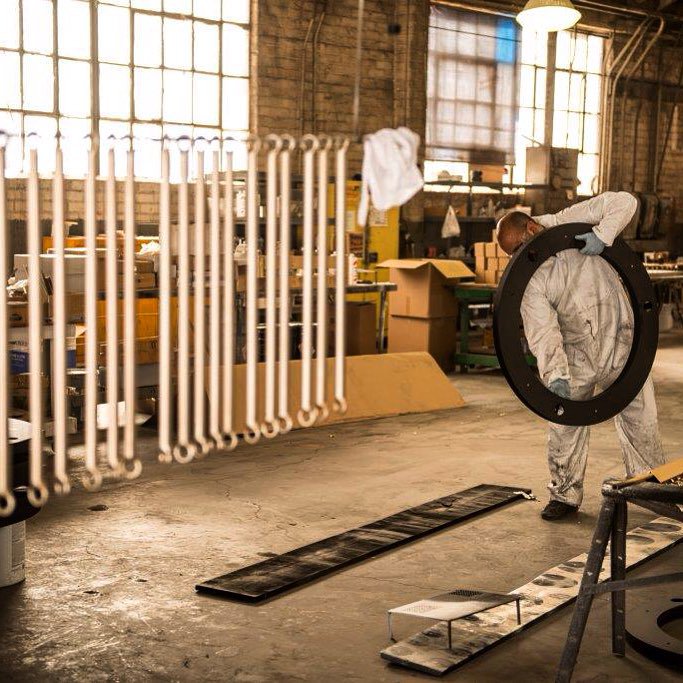 Lusive_Decor's tweet photo. Making lights - right here in LA #madeinla #customlighting #lusive https://t.co/sGKpsDWIj2