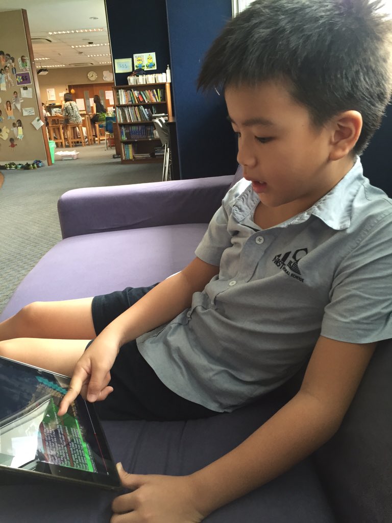 Y5NIST's tweet photo. #screencastgoals 1. Quiet space 2. Pause when in creative mode #Minecraft @NISTSchool @bourgeois1 https://t.co/n4tmVC5SVu