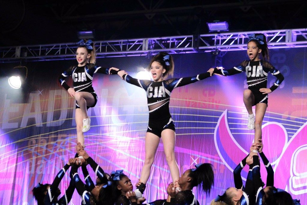MeeshCoppola's tweet photo. #JrGunz make em fly💙 https://t.co/KPzrehkDk9