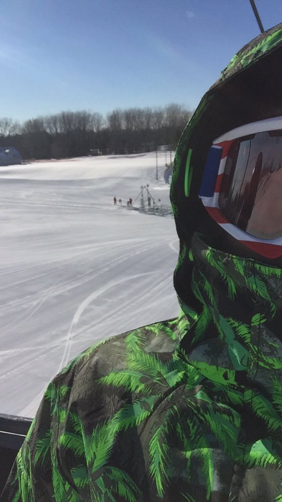 BryceBlank_'s tweet photo. Back at it⛷ https://t.co/KnGZ5gHPLB