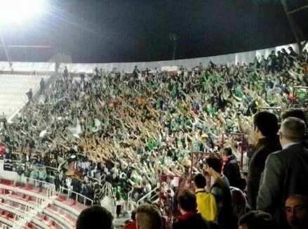 JesusKsado's tweet photo. -tio,mira esos!!Como pueden aninar tanto??
-Déjalos,jamás lo entenderemos..están locos de la cabeza..
BUENAS NOCHES! https://t.co/BoZeiKjiNP