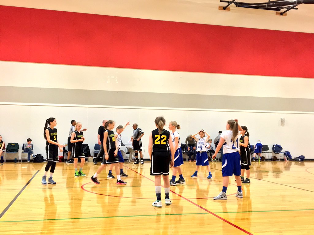 jdbt's tweet photo. My daughter's team (Olivia #15) is in the championship game at the MLK tournament today! Let's Go!#redmondmustangs https://t.co/4XiJgUJfKb