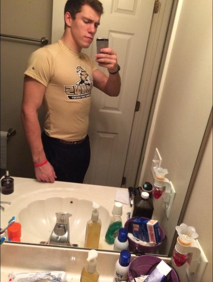 NotWatsy's tweet image. I bought this shirt in a medium but I think it's a small. It does not fit very well