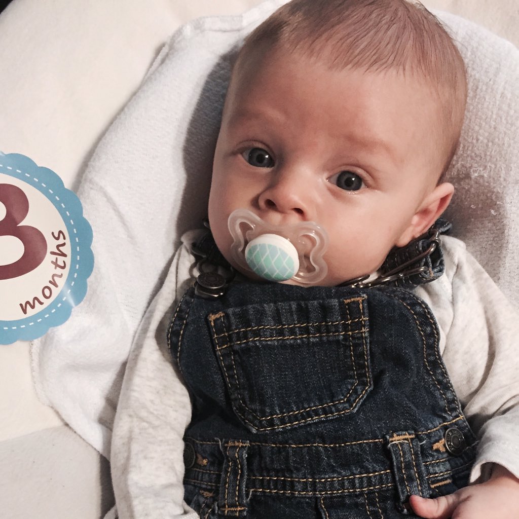 Help my baby win The CuteKid contest &amp; vote for him once a day-He really wants to win!😄👼🏼♥️ thecutekid.com/photo-contests…