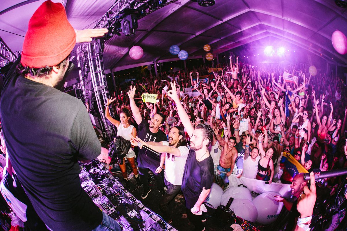 Grab tix to @NikkiBeachMiami w/ me on 3/17! Limited tix on sale now! diskolab.wantickets.com/dimmakmiami  @Diskolab @Wantickets https://t.co/mfWlnyDUw2