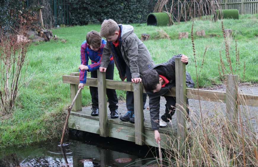 Simple pleasures…. dabbling a stick in a pond…. #connectingwithenvironment @MichaelDraytonJ