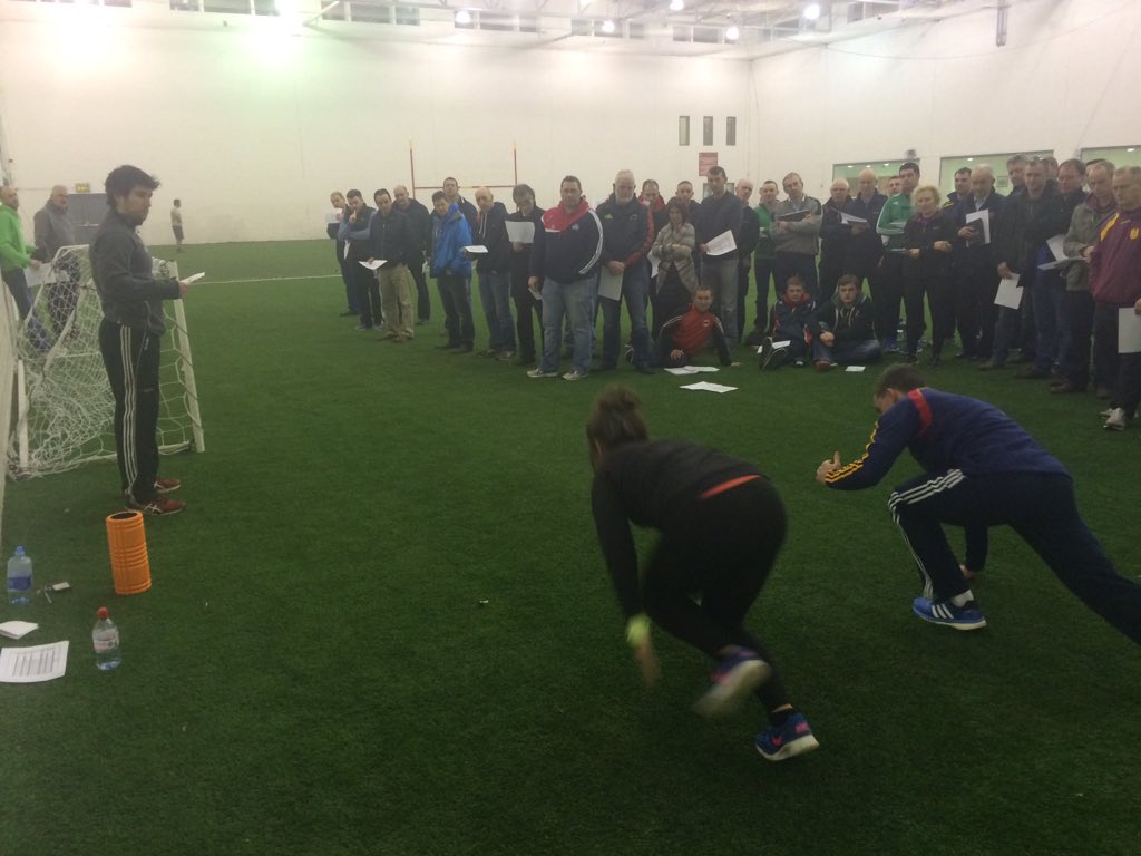 CorkGAACoaching's tweet photo. Fantastic workshop great crowd @carrigoon physical development with @wesleyob1 @RebelOg_ @AvondhuGAA @DuhallowGAA ps https://t.co/tWW2UayVhc
