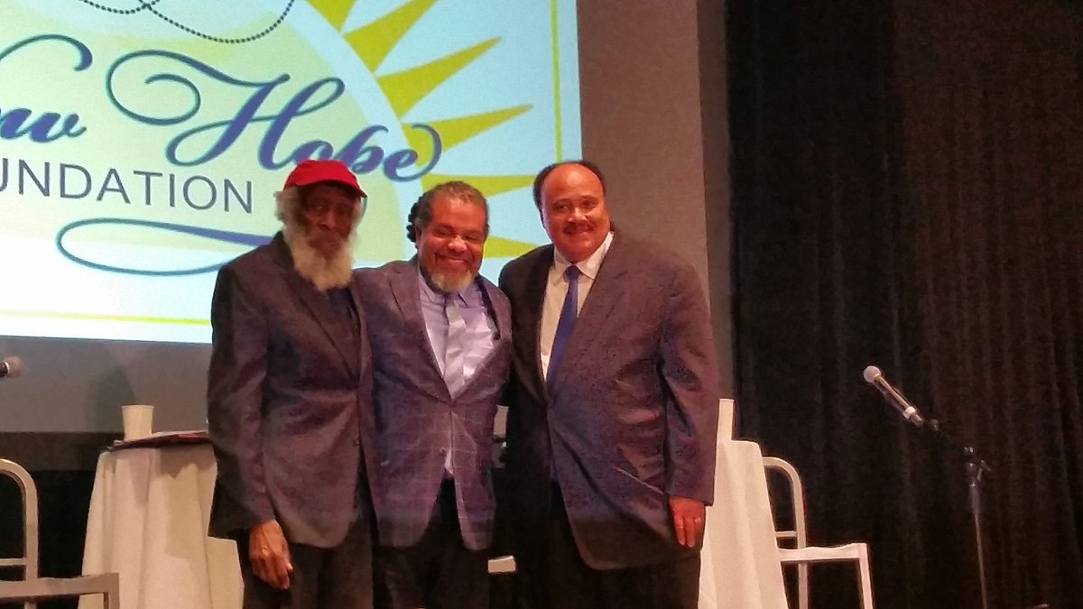 T_Davis901's tweet photo. Living history with @DickGregoryFilm and #MLK3rd #Nashville https://t.co/u2Z4fBirvF